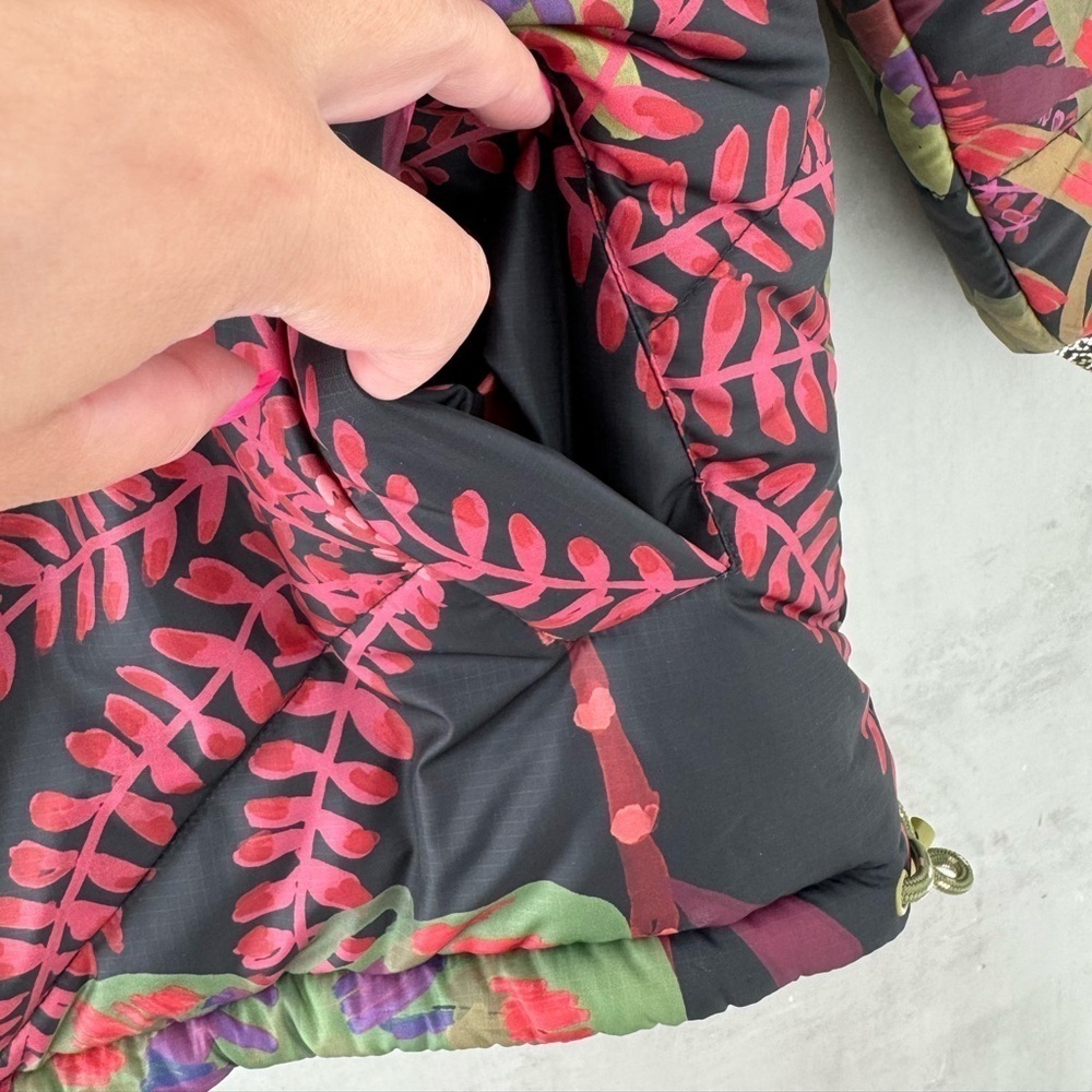 FARM RIO Tropical Rauti Puffer Jacket - Picture 15 of 16